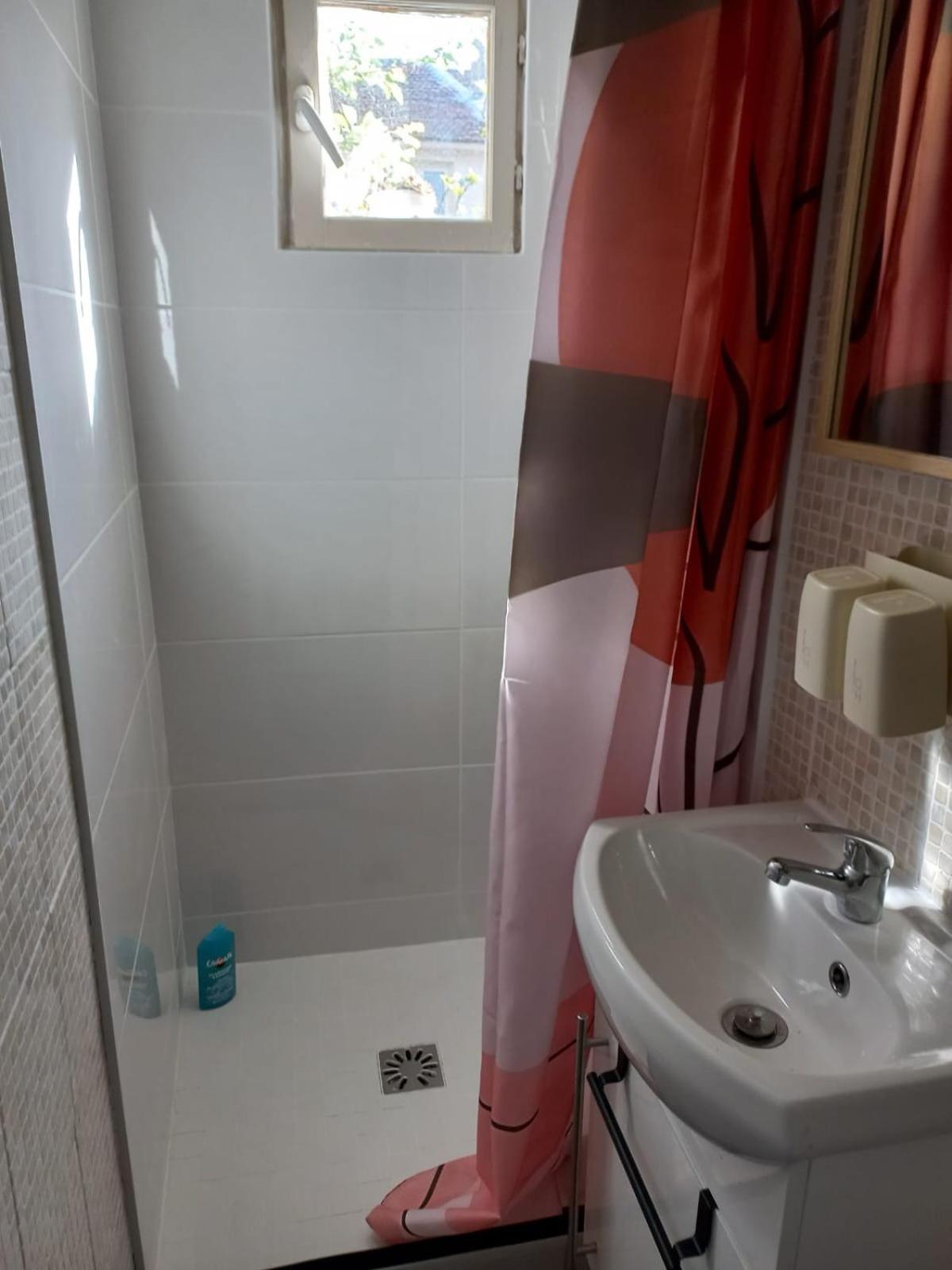 Maisonnette Au Calme Gennevilliers Ngoại thất bức ảnh